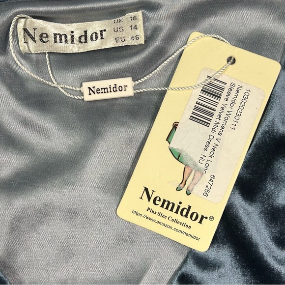 Womens Long Sleeve Velvet Dress Size 14 Stretchy V Neck Ruched Party Blue NWT - Picture 13 of 16